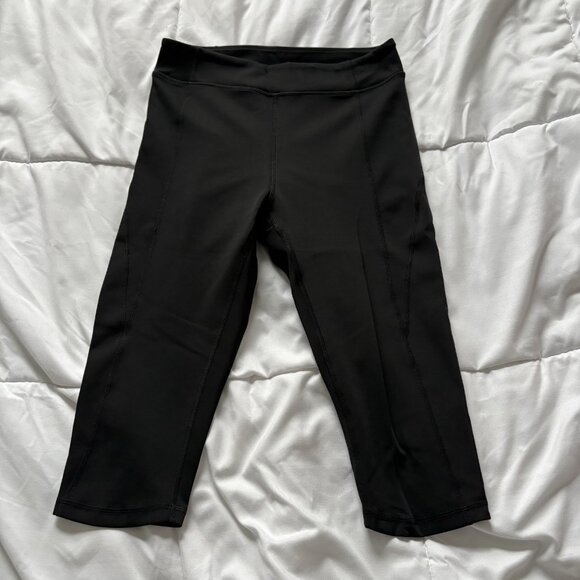 IVY PARK Pants - Ivy Park Black Athletic Leggings Cropped Capri Womens Size Medium Nylon